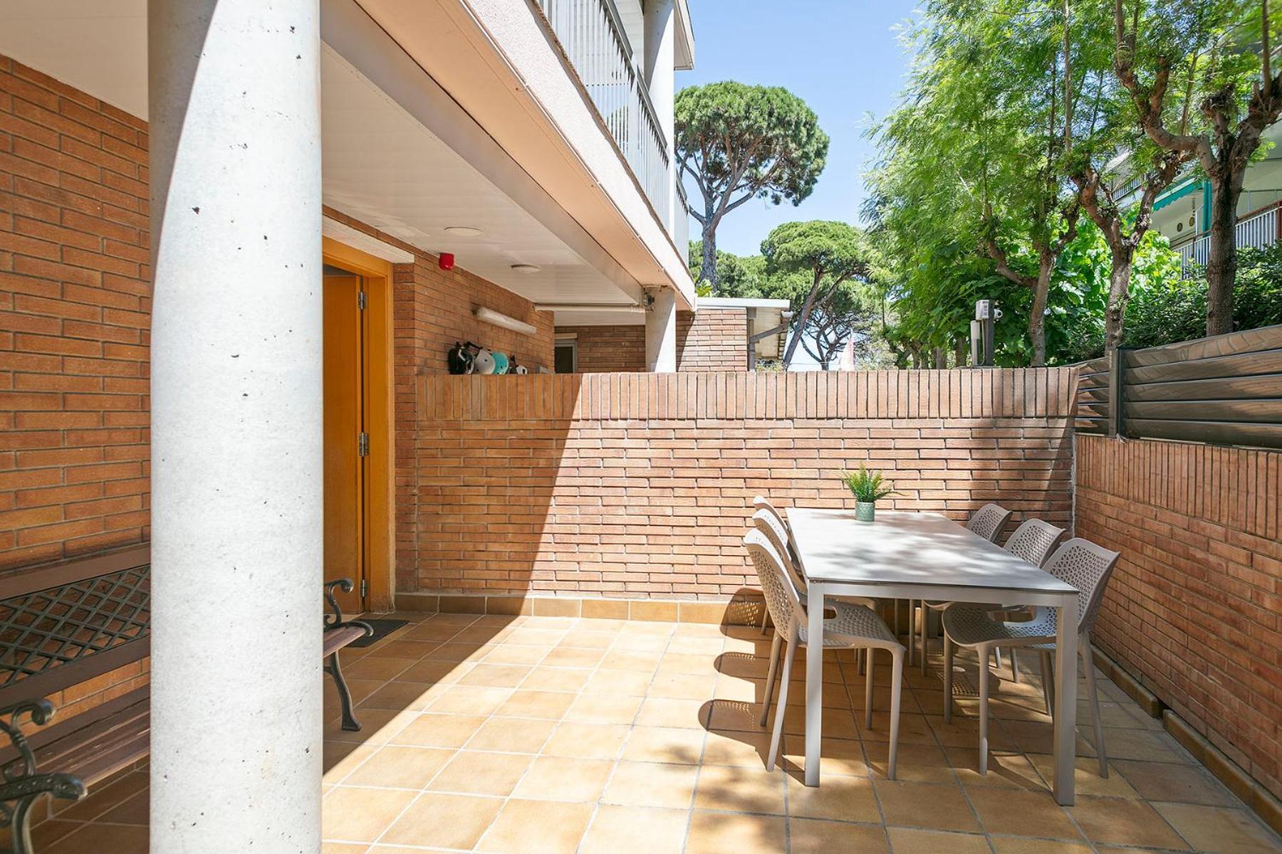 קסטלדפלס Apartamentos Velor מראה חיצוני תמונה