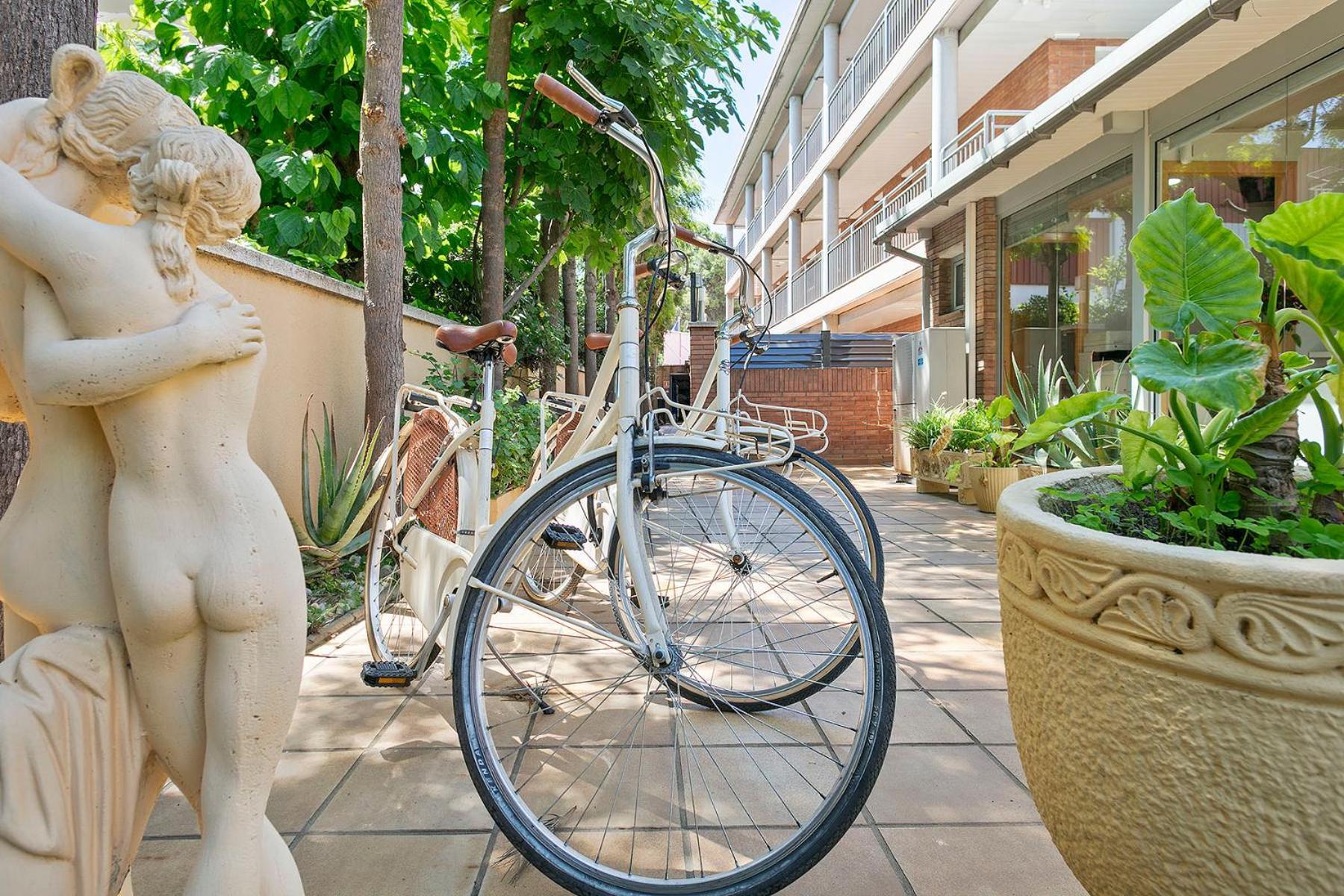 קסטלדפלס Apartamentos Velor מראה חיצוני תמונה