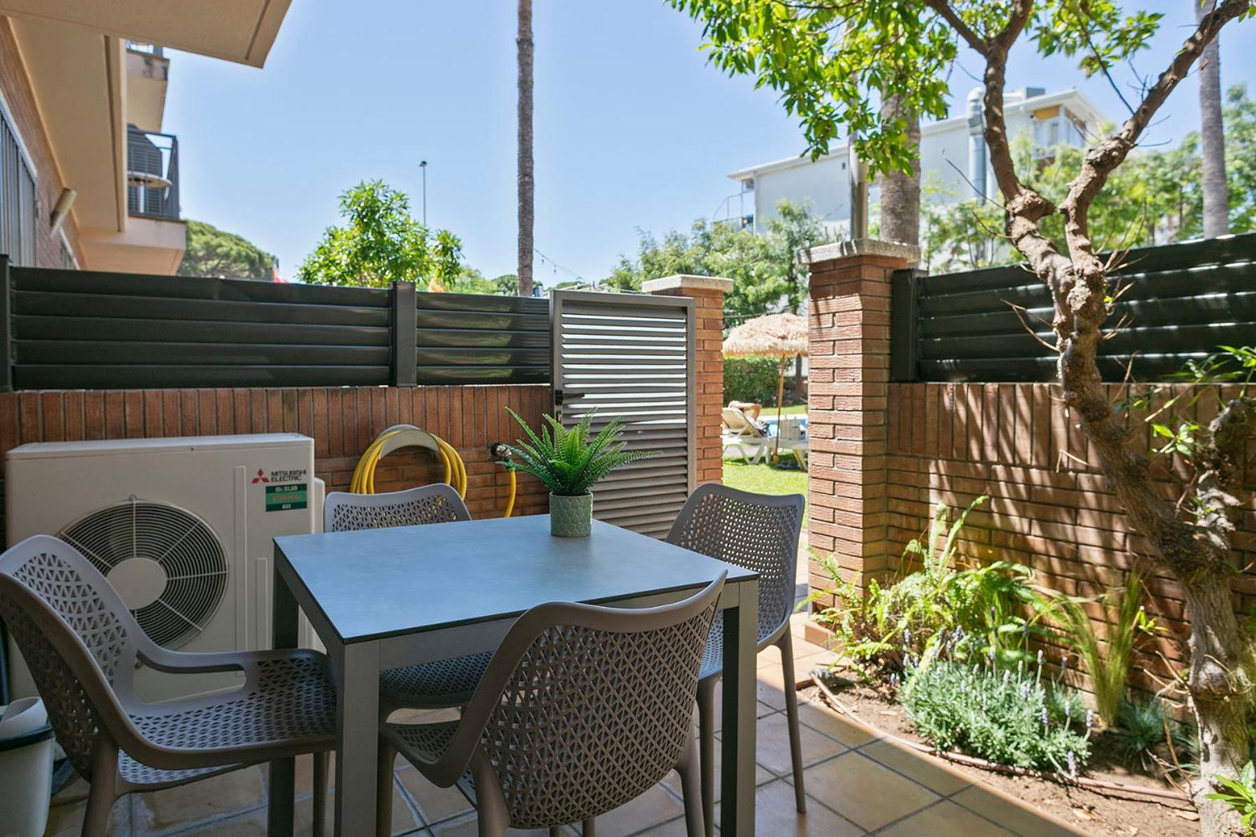 קסטלדפלס Apartamentos Velor מראה חיצוני תמונה